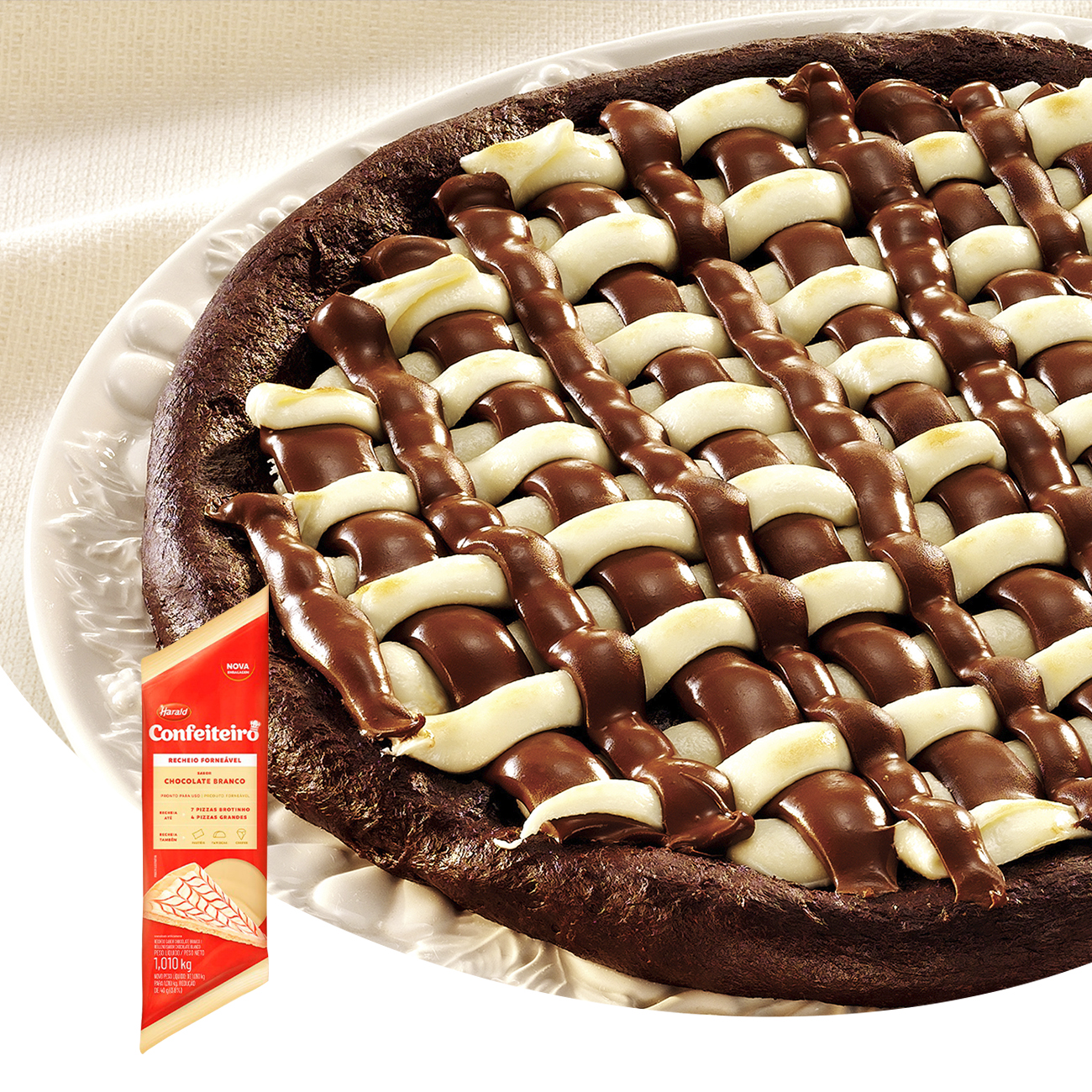 Recheio para Pizza Harald Confeiteiro Fornevel Chocolate Branco Bisnaga 1,05kg